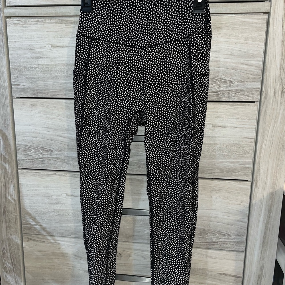 Buff Bunny Bossy print leggings